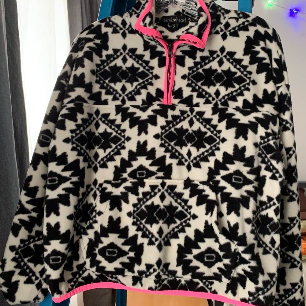 Derek Heart Black White Pink Aztec Fleece Pullover